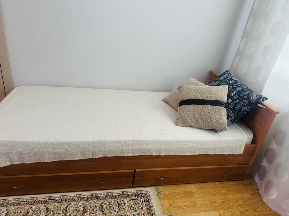 Продам кровать 200*90