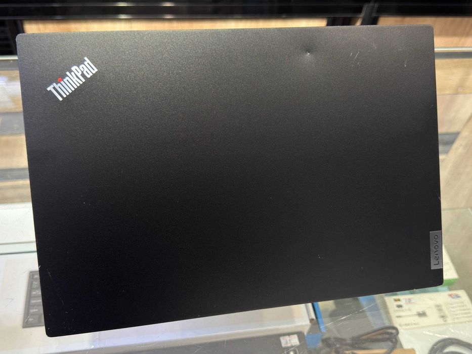Lenovo ThinkPad E14 Gen 2 Core i5-1135G7 ram 8 ssd 256