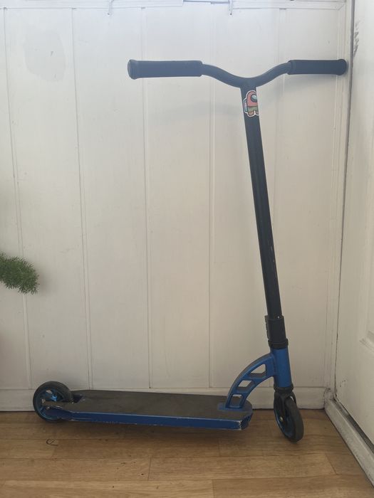 Продам самокат трюковой