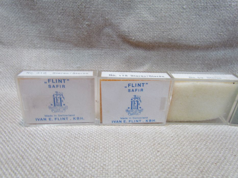 4 Броя Швейцарски Грамофонни Диамантени иглички за Винтидж Грамофони