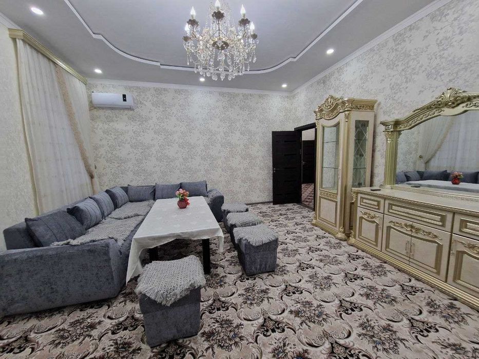 Фрунзиски Часпик супермакет 4хонали квартира ижарага берилади.ID: 1873