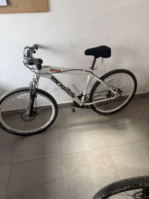 Vand bicicleta McKenzie Hill 500!