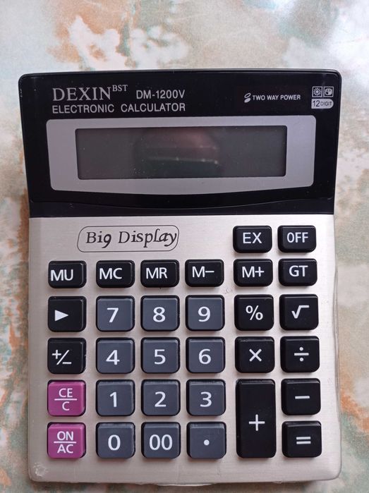 новый калькулятор в коробке