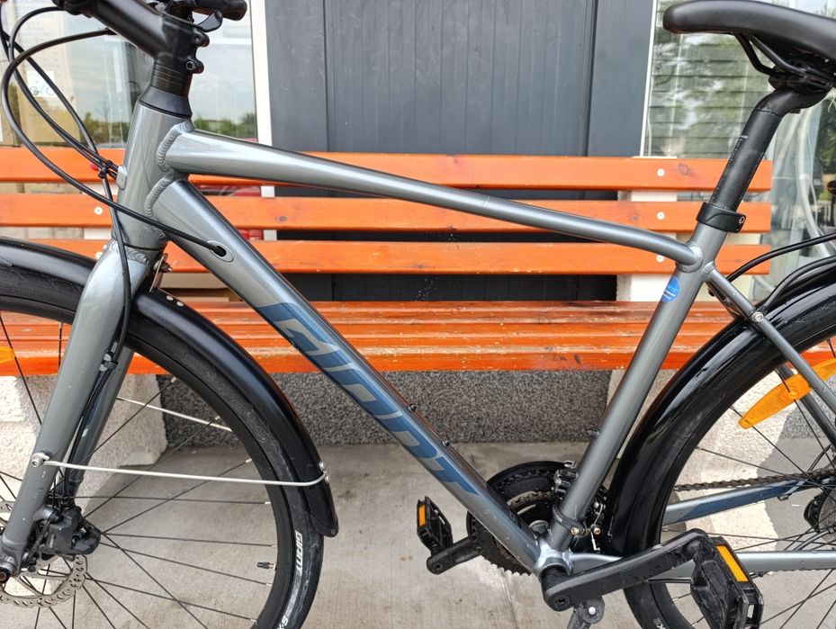 Градски велосипед Giant escape 28/М
