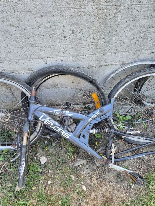 Tot la 50 lei,piese bicicleta