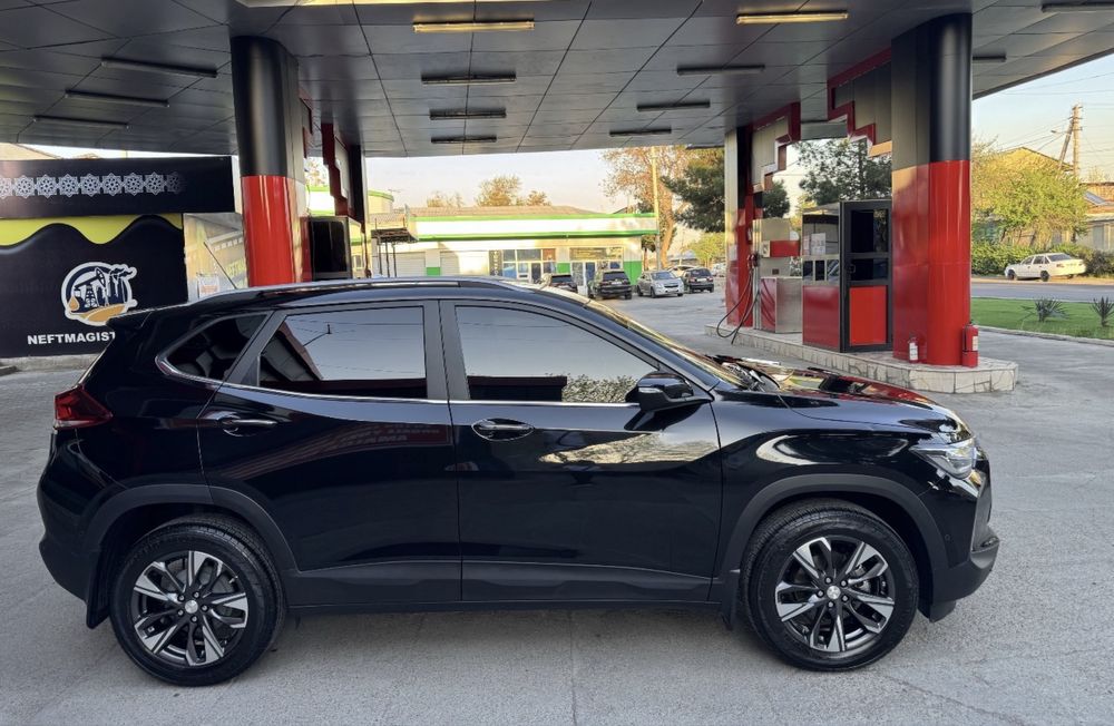 Tracker -2 premier kraska 100% toza+ Tonirovka 9 oy