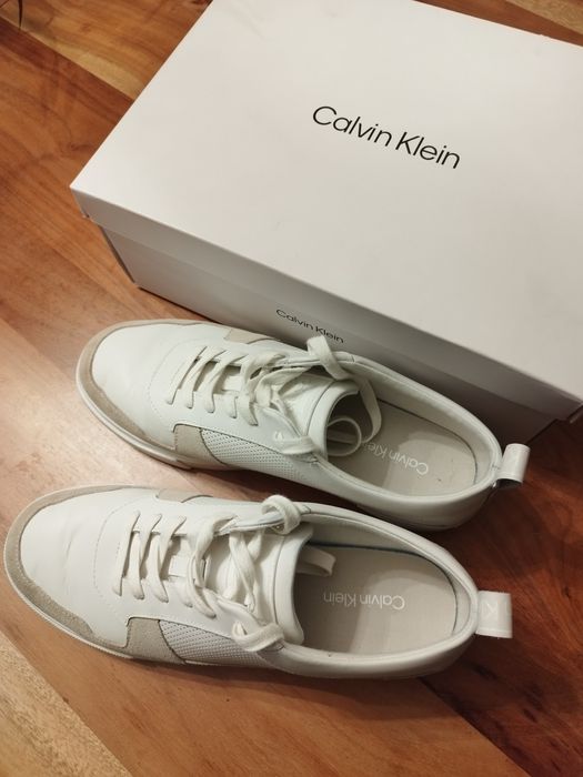Calvin Klein сникърси