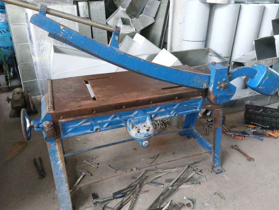 Станки по производству вентиляции