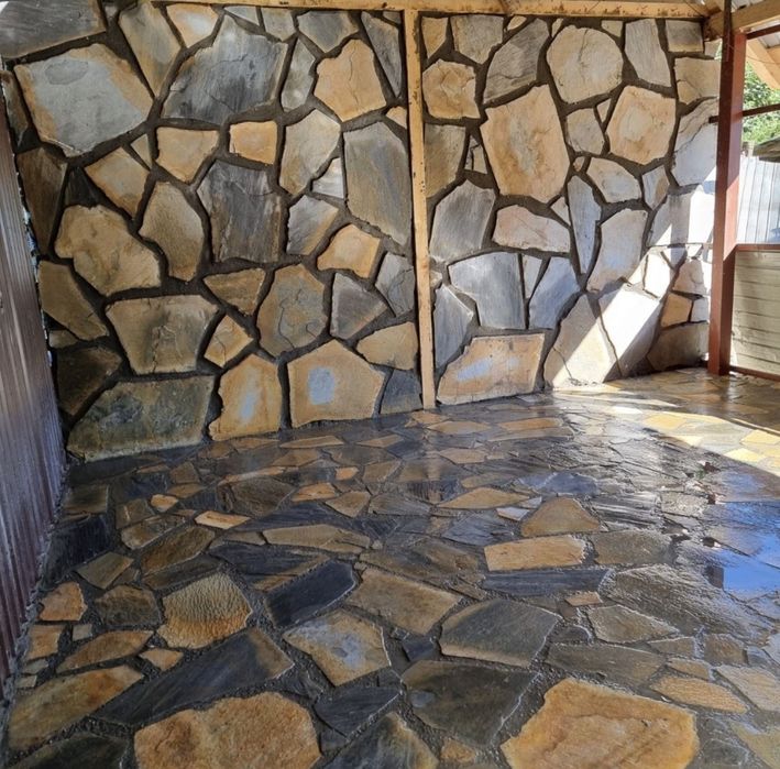 Piatra naturala decorativa vând și montez