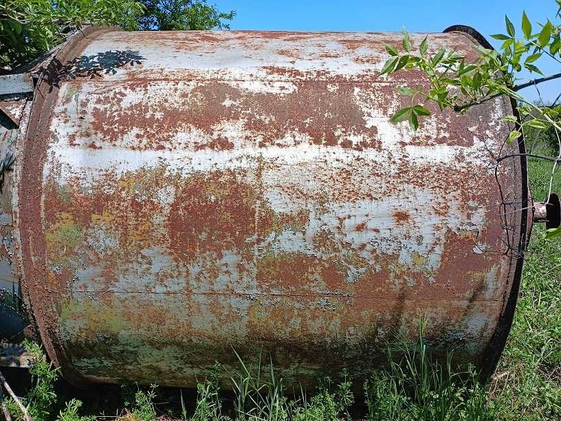 Продава силози за зърно (фураж)  - 24м3, 13,5м3


.



.



.