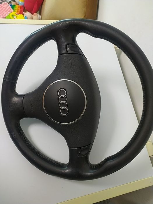 Волан от Ауди А8