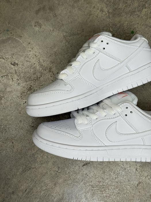 Nike SB Dunk Low «Triple White»