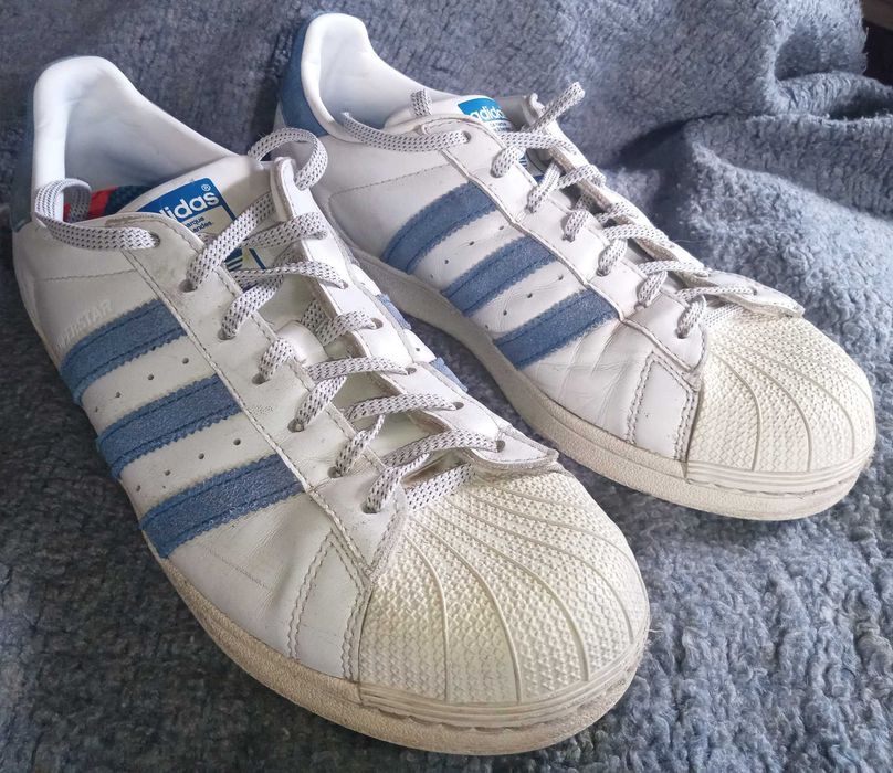 Маратонки Adidas. Класически. Размер 40