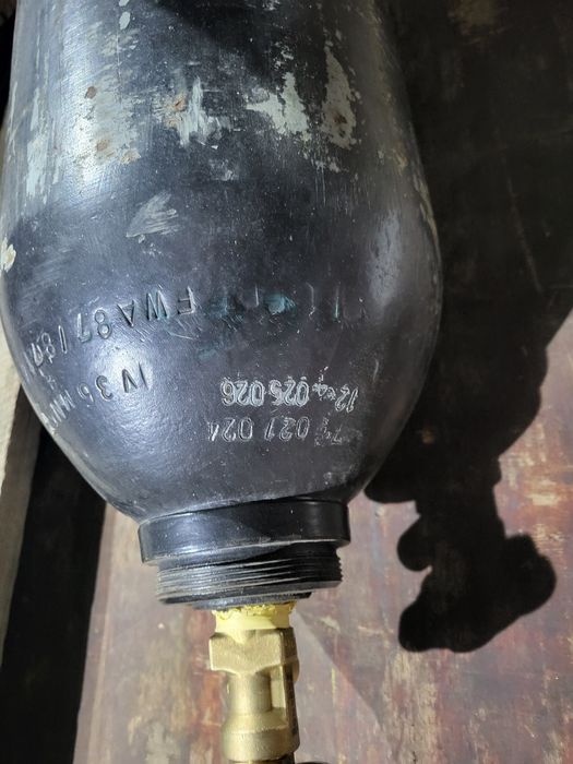 Butelii corgon si oxigen