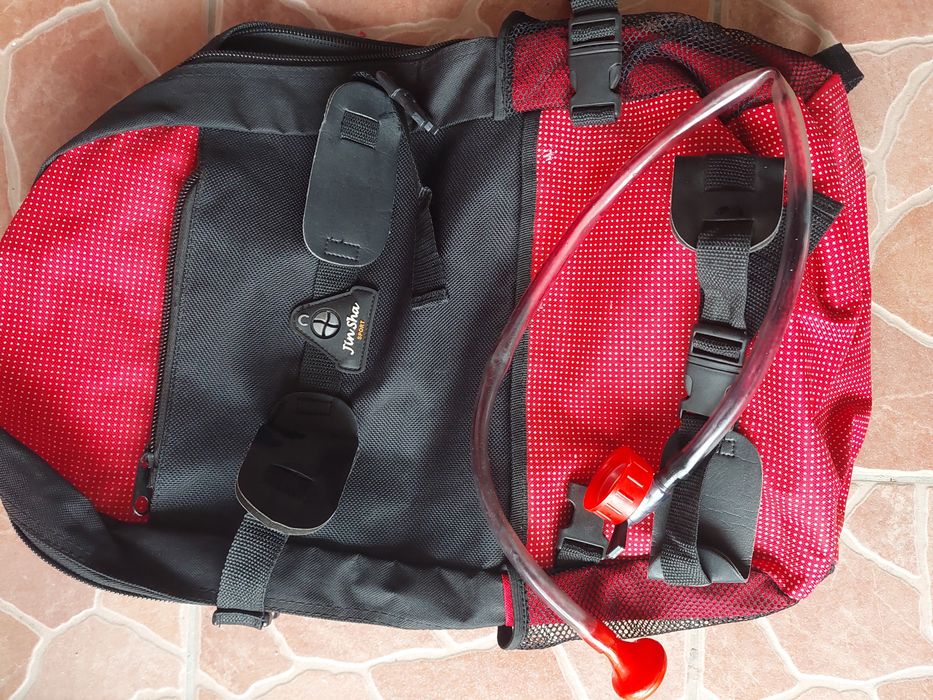 Rucsac cu tub de hidratare