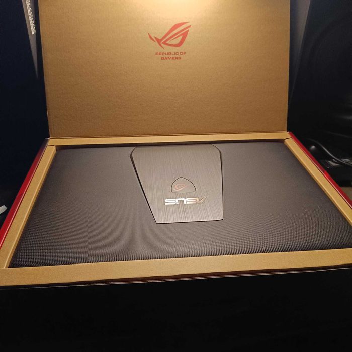 Vand laptop gaming ASUS 552J ROG i7 + NVIDIA 950M 12GB