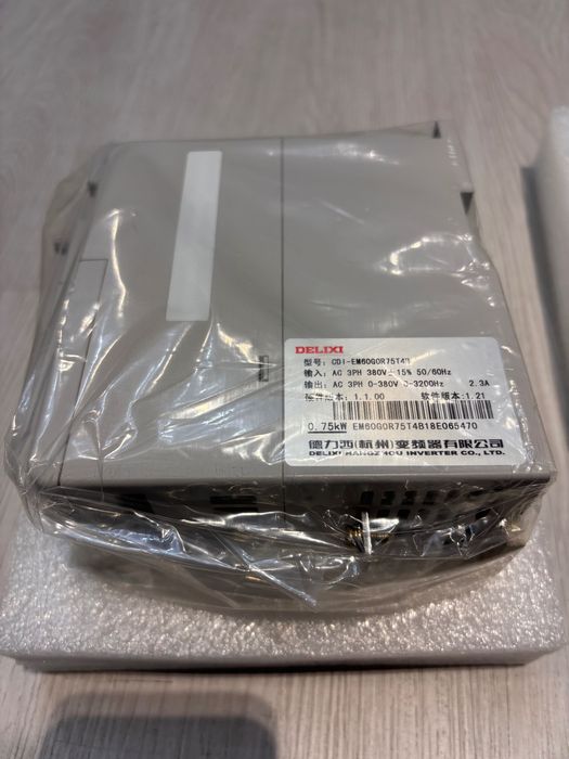 Частотный преобразователь DELIXI 0.75 kW (3 фазы)