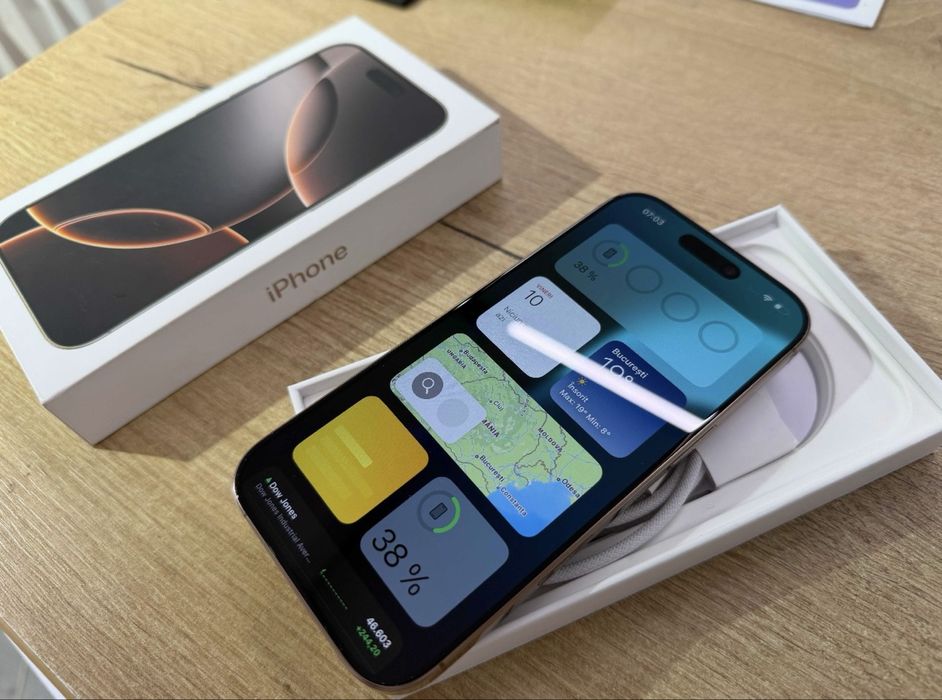 iPhone 16 Pro Max 99% bateria