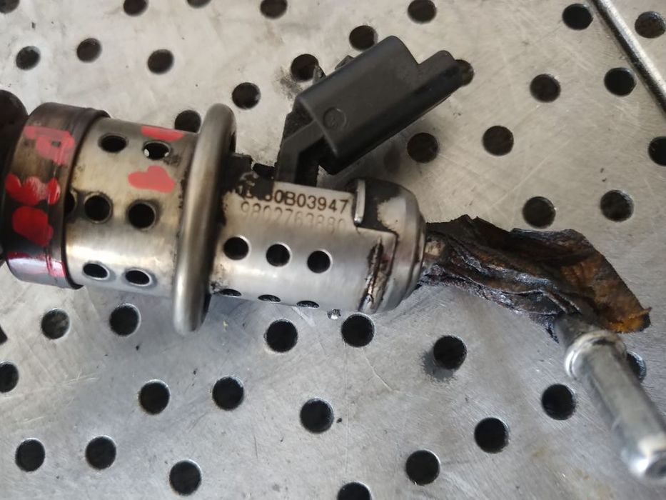 injector adblue 1.6 hdi  bh01 peugeot 208 308 508 5008 citroen c3 c4  9802763880