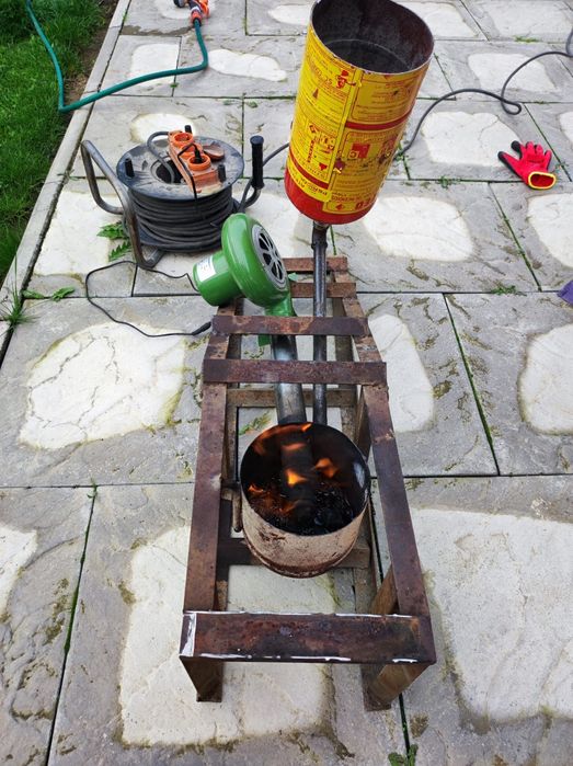 Aragaz pe ulei ars complet