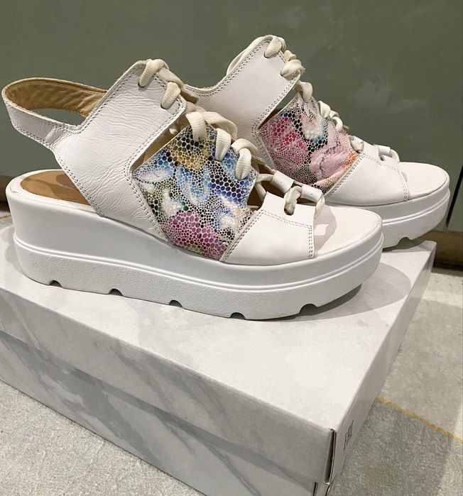 Сандали Daris естествена кожа