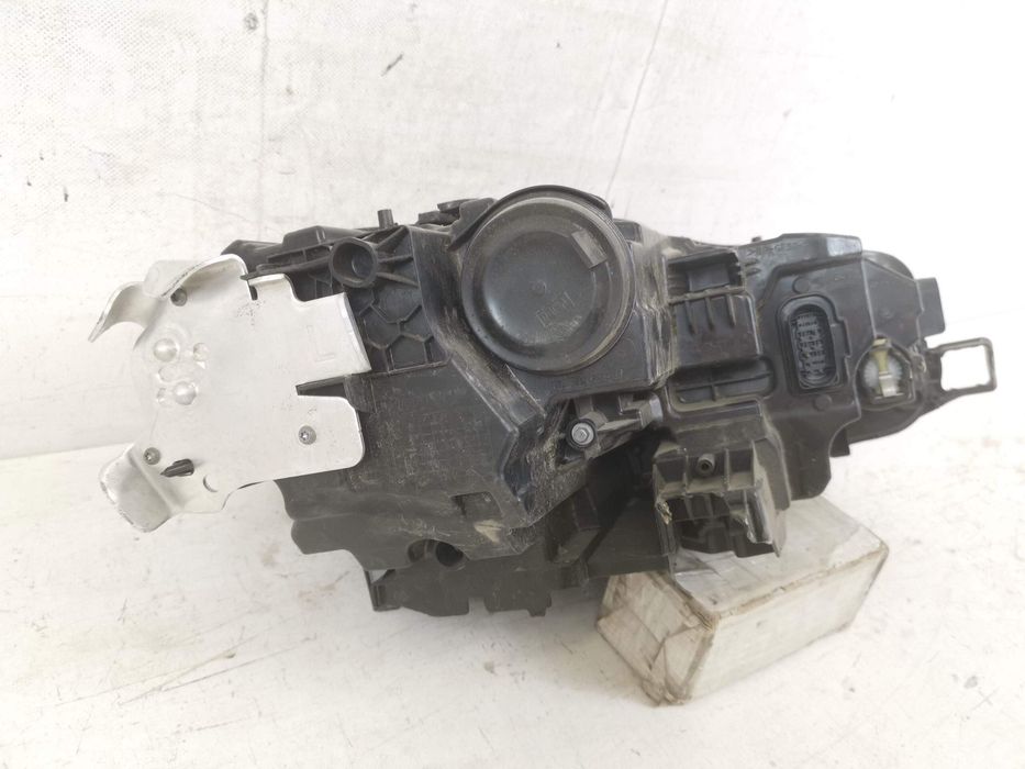 Скода Суперб 4 / Skoda Superb 4 Ляв фар Full Led Matrix Skoda Superb 4