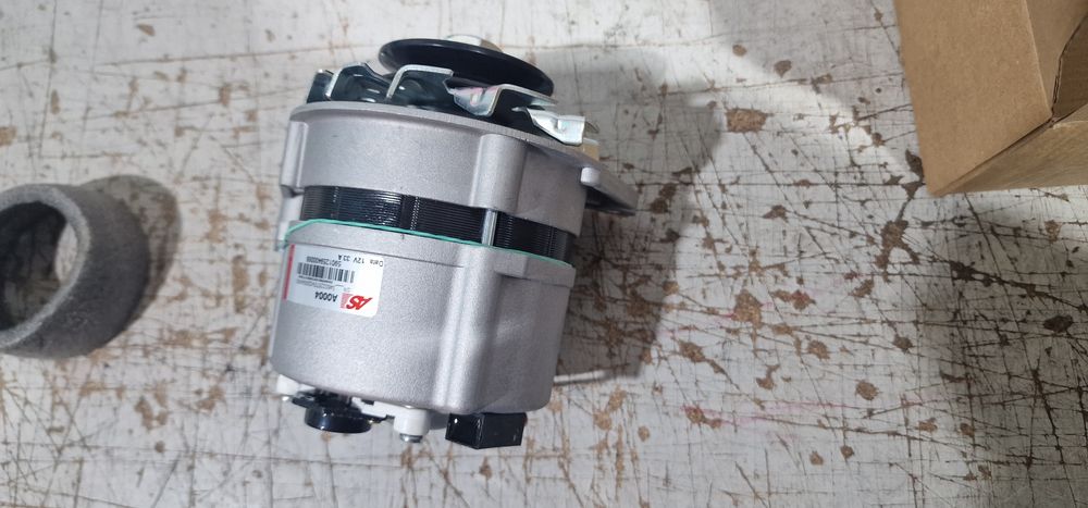 Alternator tractor Lamborghini same massey ferguson pe 12 v preț 650 l