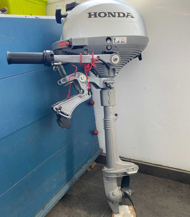 Извънбордов двигател за лодка HONDA BF2.3 DH SCHU