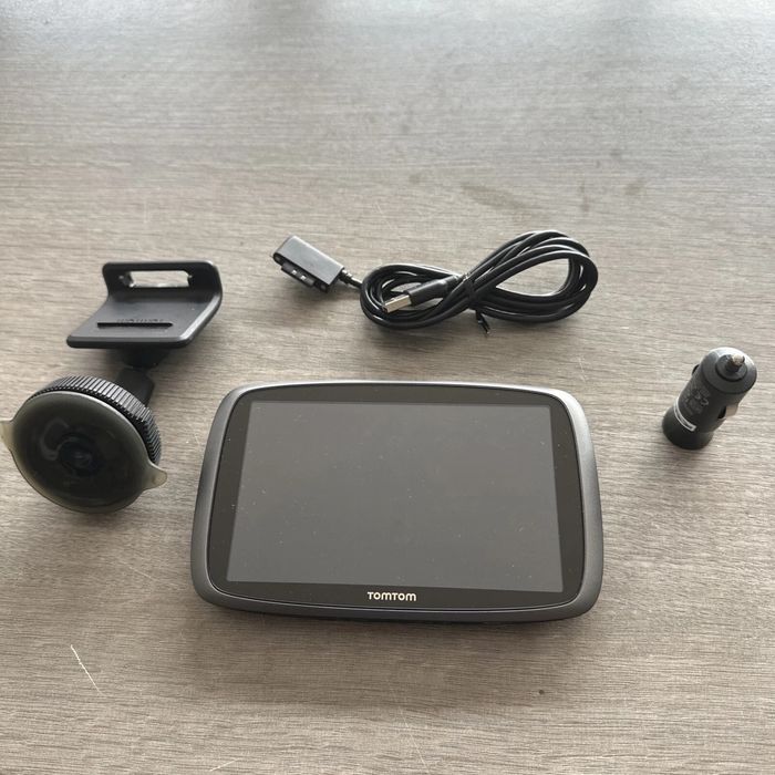 Gps Tomtom Go 6100 complet ,perfect functional