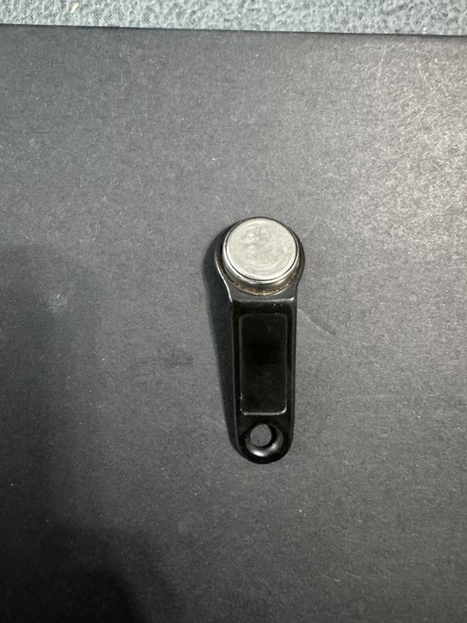 Cheie cu cip iButton