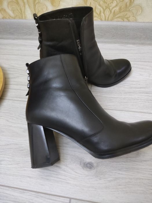 Продажа б/у обуви