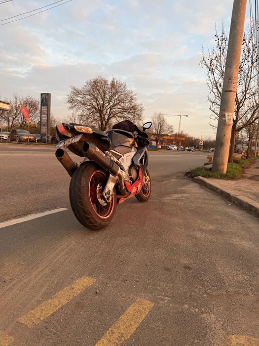 Aprilia RSV1000R – 2008 – 26.000 km