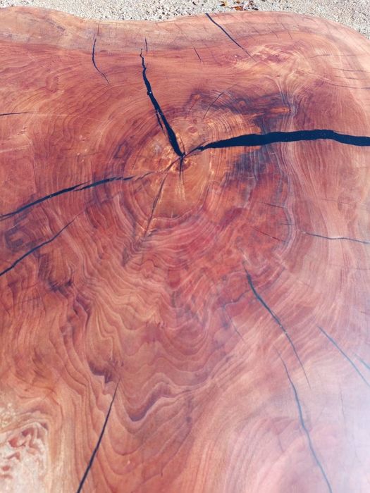 Плот за трапезна маса от чинар със смола