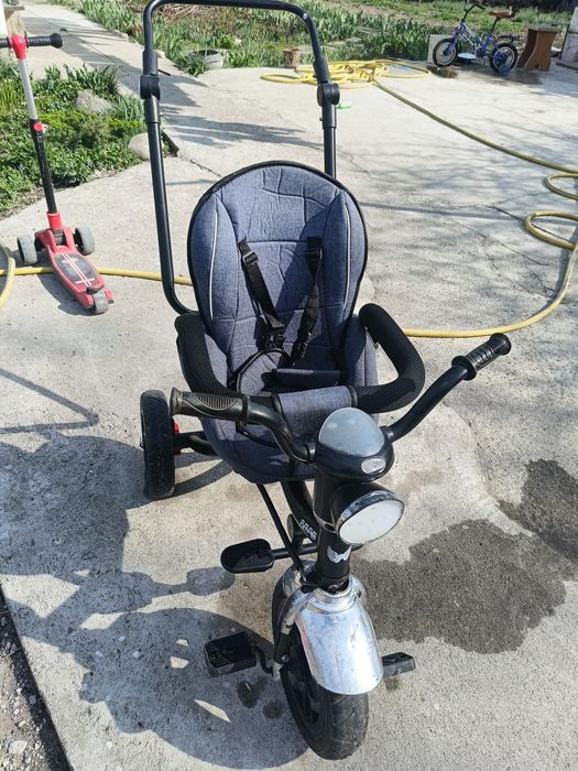 Трёхколёсный велосипед