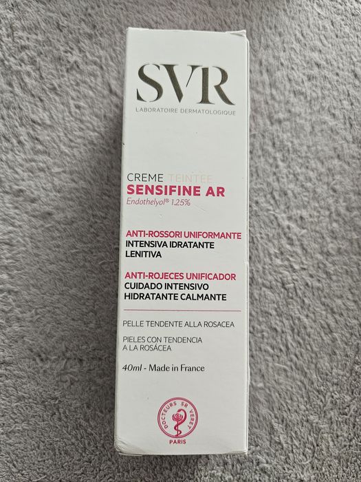Продавам крем за лице SVR Sensifine AR