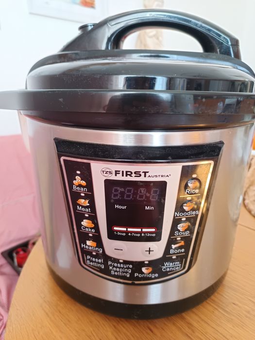 Multi cooker /тенджера под налягане