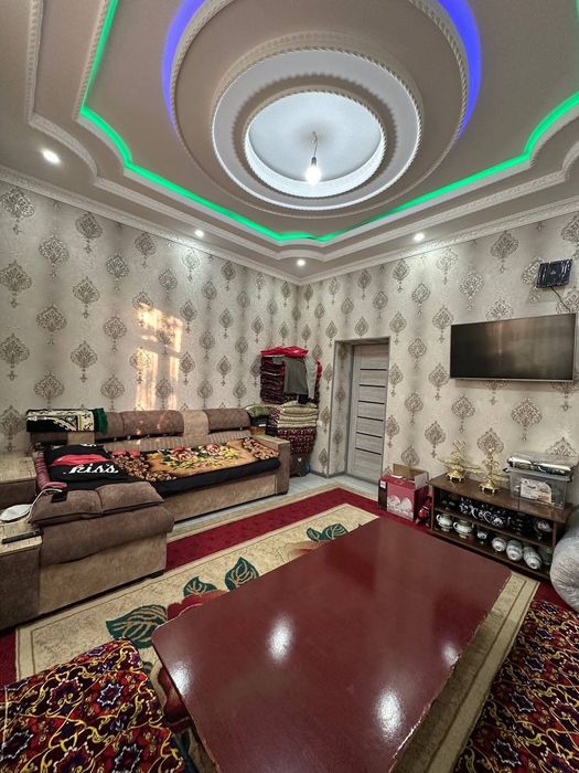 Продам 3-комнатный квартиру в телеграфе на 2- этаже