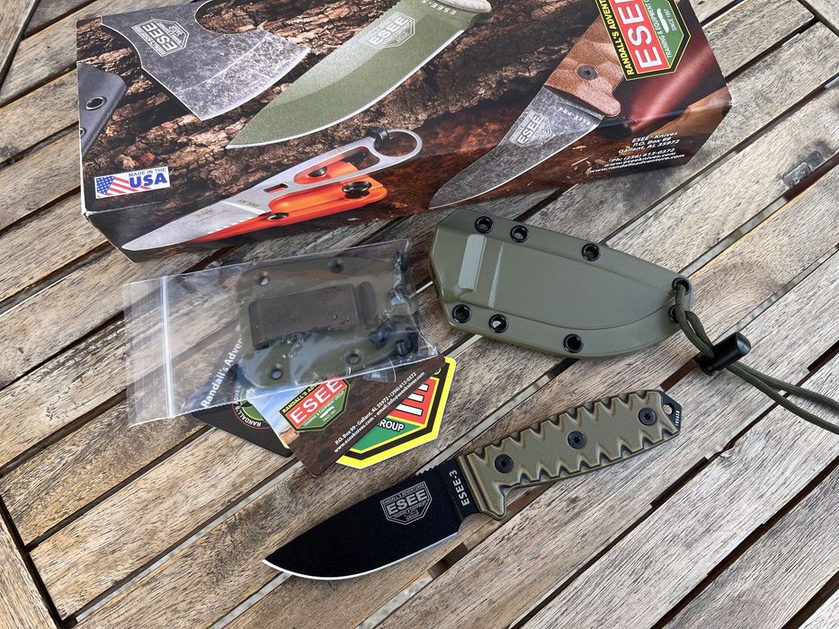 Продавам Esee 3 Sawtooth