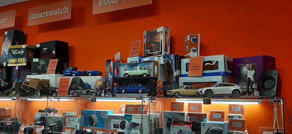 UP Bucuresti/Figurine Colectie Marvel/DC/D&D/Star Wars/LOTR/Machete AUTO/Garantie 12 LUNI