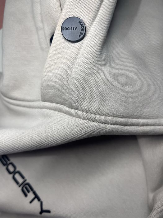 Hanorac Made by Society