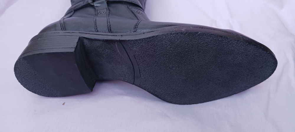 Кожени нови български ботуши