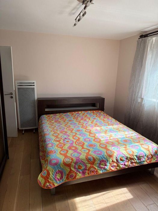 Тристаен апартамент в ж.к. Левски