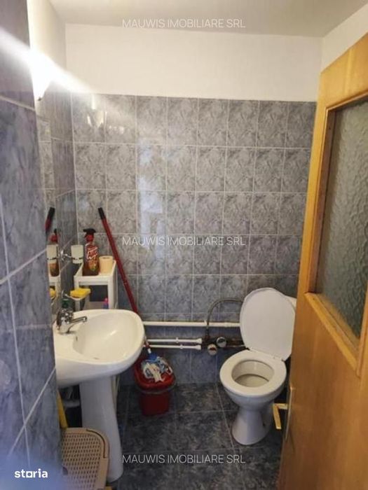 Piata Iancului- Magura Vulturului -bloc 1981 500 euro