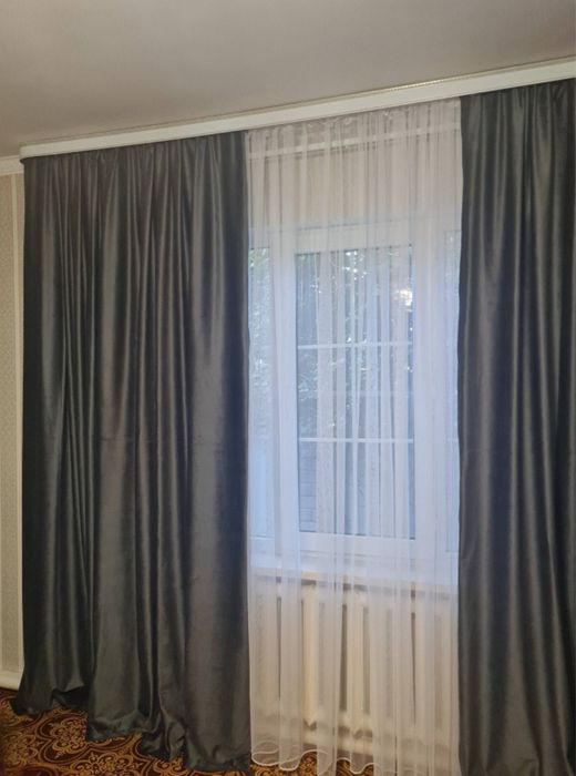 Продам штор на 2 окно