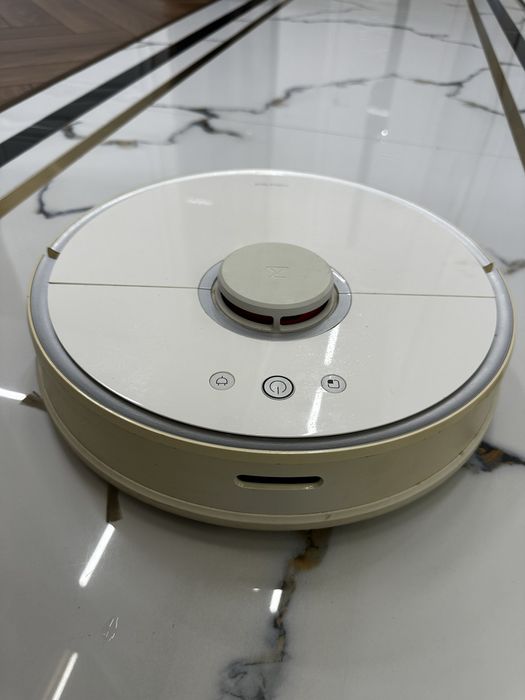 Робот пылесос Roborock