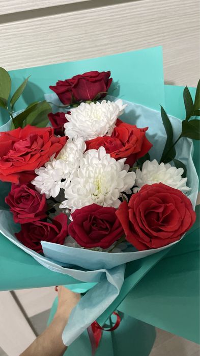 әдемі арзан бағада гүлдер сатамын колжетімді бағада