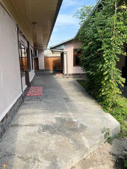 Продаём дом в городе Янгиюле.