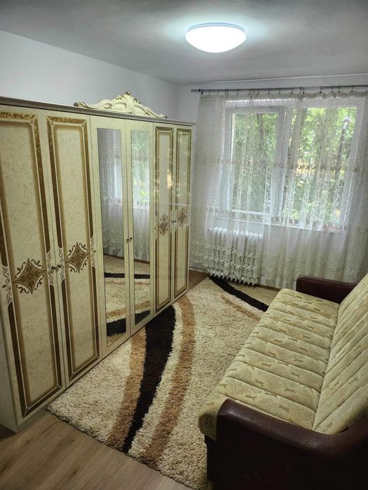 Închiriez apartament două camere, confort unu. Sectorul doi București colentino