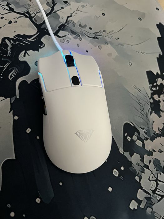 Aula мышка новый