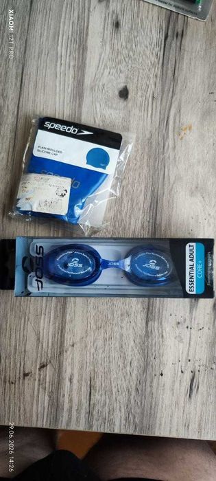 Комплект новые синие очки для плавания и шапка для плавания speedo